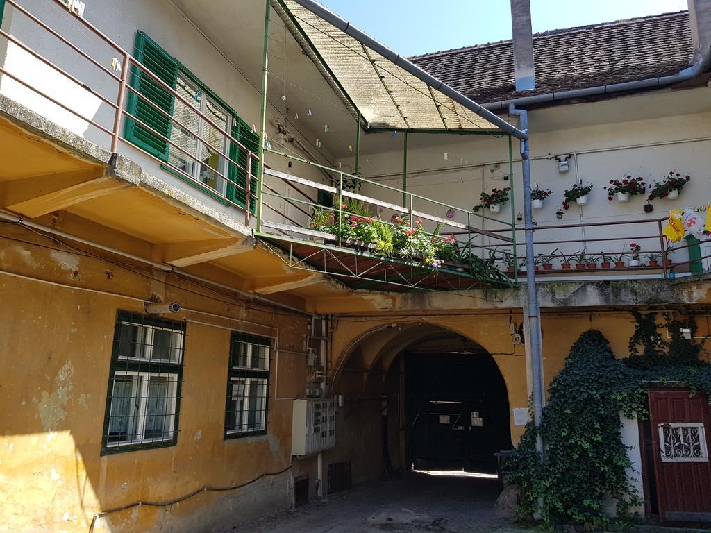 Luk Old Town Apartment Sibiu Eksteriør bilde