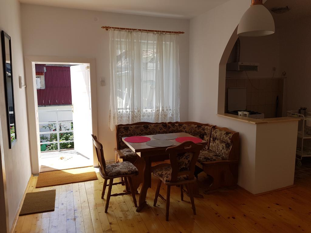 Luk Old Town Apartment Sibiu Eksteriør bilde