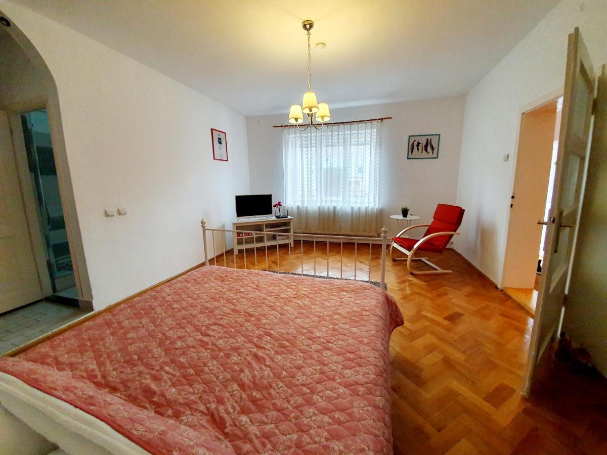 Luk Old Town Apartment Sibiu Eksteriør bilde
